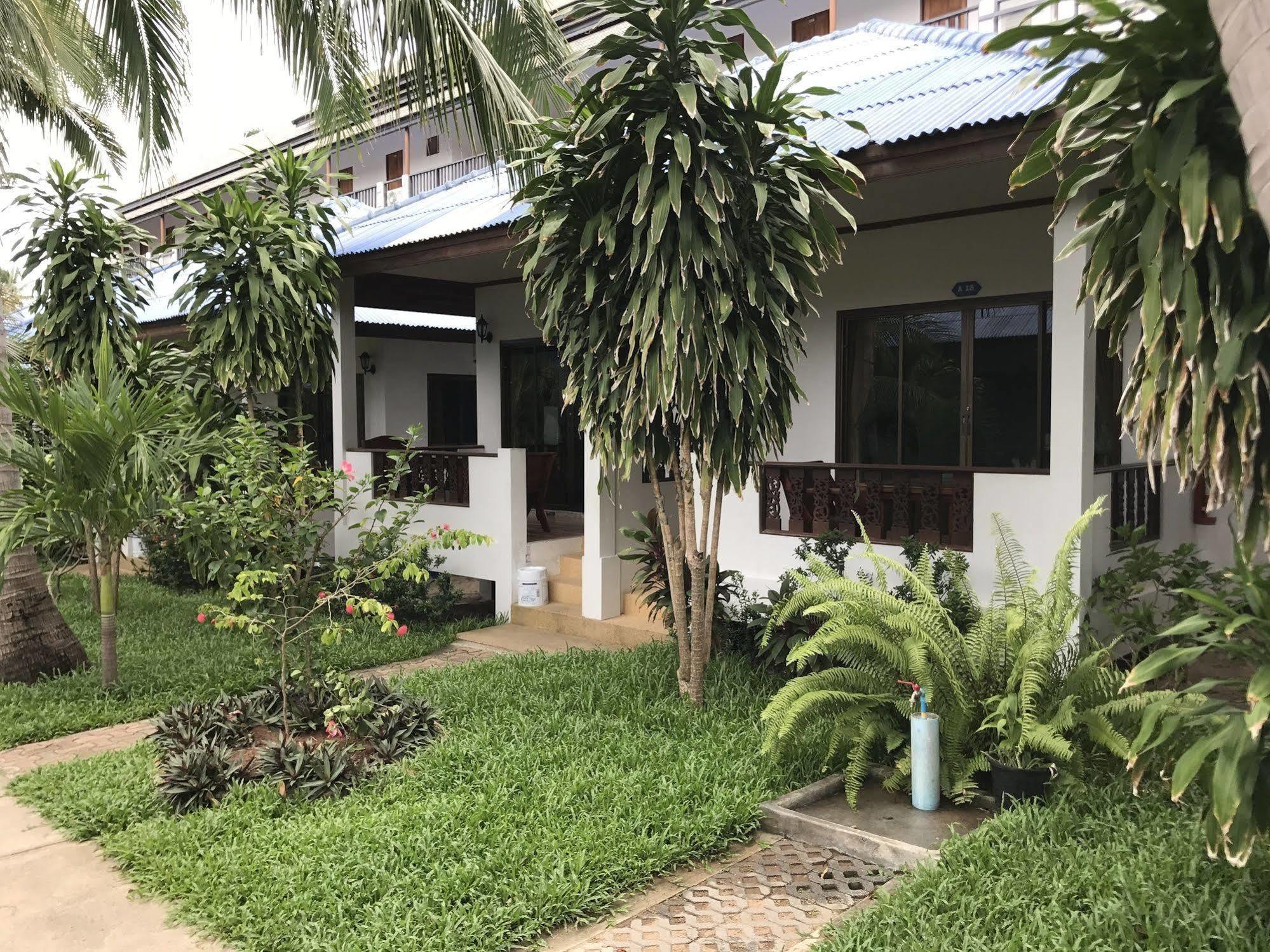 Marina Beach Resort - Sha Extra Plus Lamai Beach  Екстер'єр фото